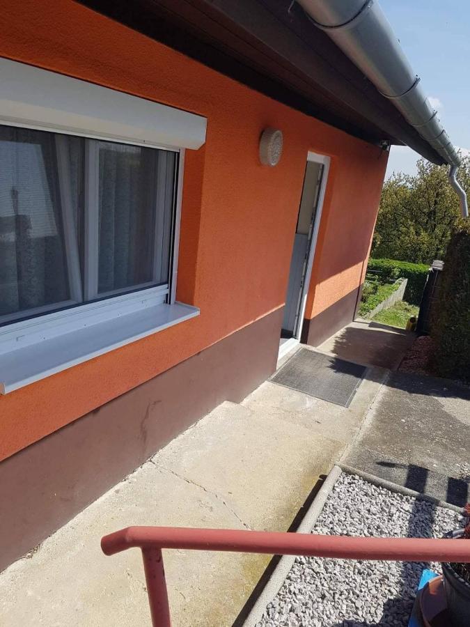 Napfeny Szallo Apartment Galambok Екстериор снимка